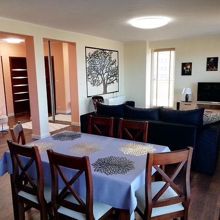 Apartament 80M2 Z 70M2 Tarasem -W Pelni Wyposazony - Wyjatkowe Centrum Miasta Włocławek Exterior foto