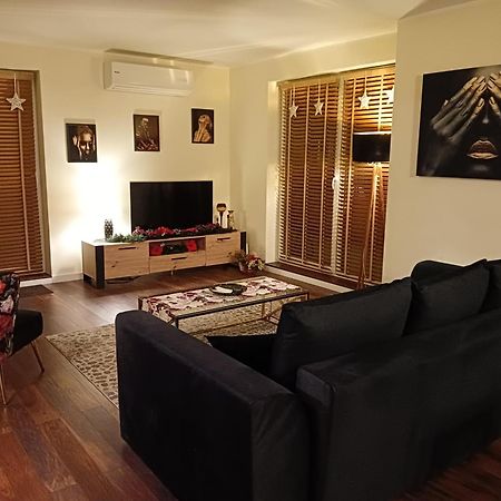 Apartament 80M2 Z 70M2 Tarasem -W Pelni Wyposazony - Wyjatkowe Centrum Miasta Włocławek Exterior foto